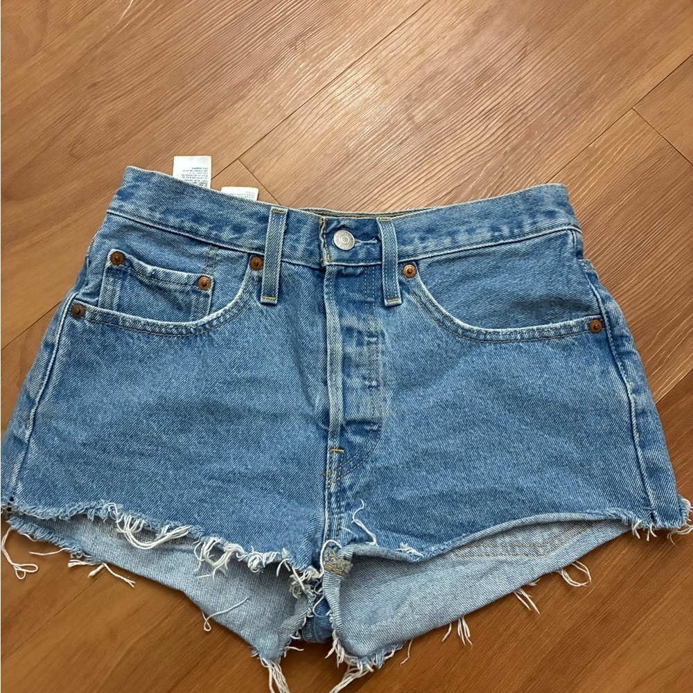 Levi's 501 high-rise denim cut-off shorts Size W26